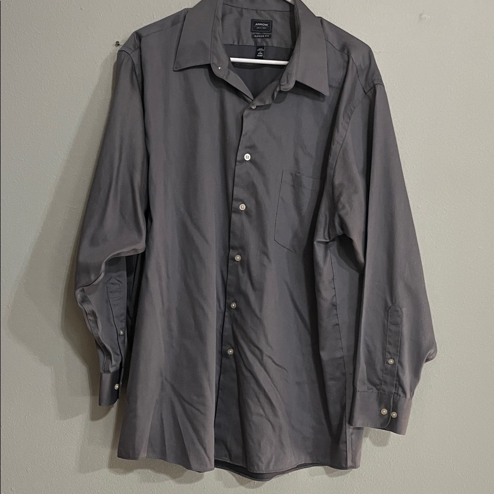 Men’s Arrow Classic fit Gray Long Sleeve Button-Up Shirt